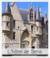 facade de l'hotel de sens à Paris pour illustrer l'article par ci par là PCPL dédié au boulet de canon datant de la révolution de Juillet fiché dans sa facade