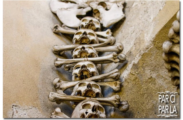 photo e l'ossuaire de Kutna Hora sedlec en république tcheque